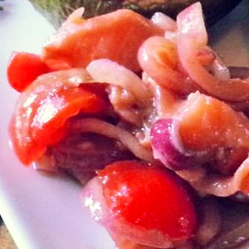 Foto Ricetta Smoked salmon with balsamic vinegar and red onion Foto Ricetta Smoked salmon with balsamic vinegar and red onion