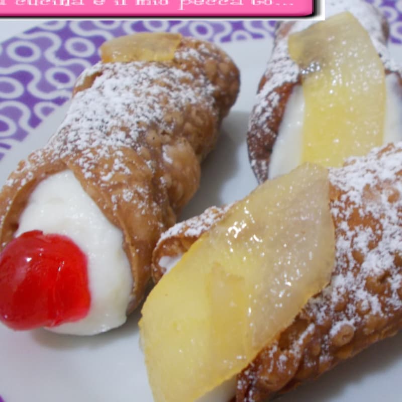 Foto Ricetta Sicilcampani Cannoli with ricotta and pears Foto Ricetta Sicilcampani Cannoli with ricotta and pears