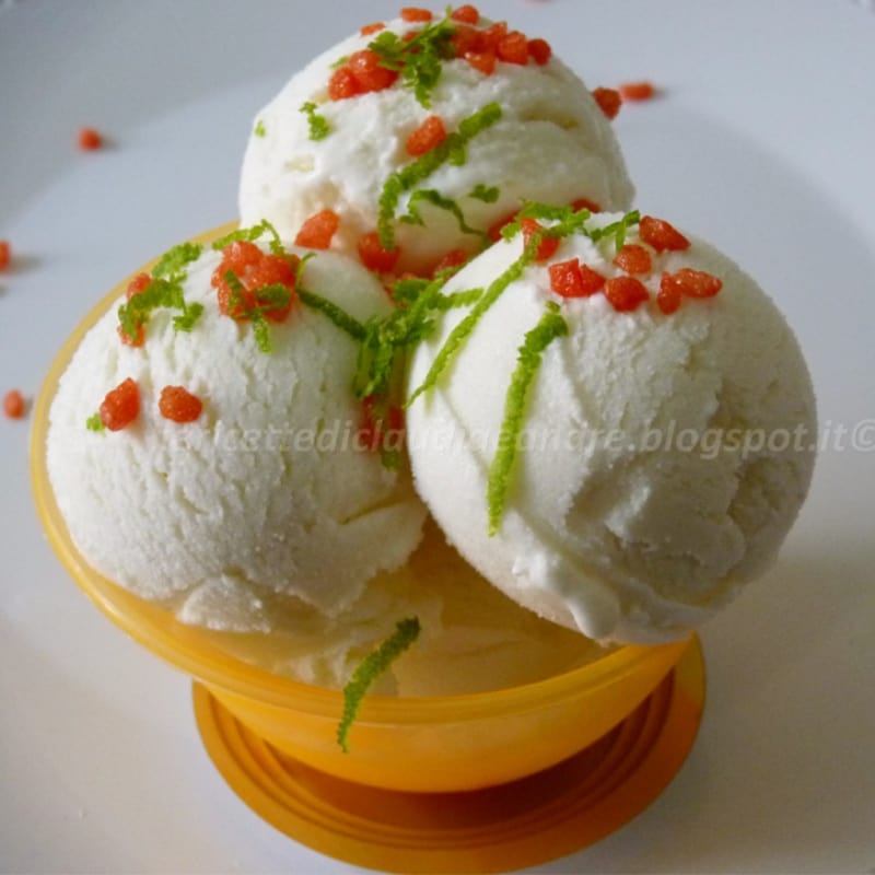 Foto Ricetta Ice cream with citrus yogurt Foto Ricetta Ice cream with citrus yogurt