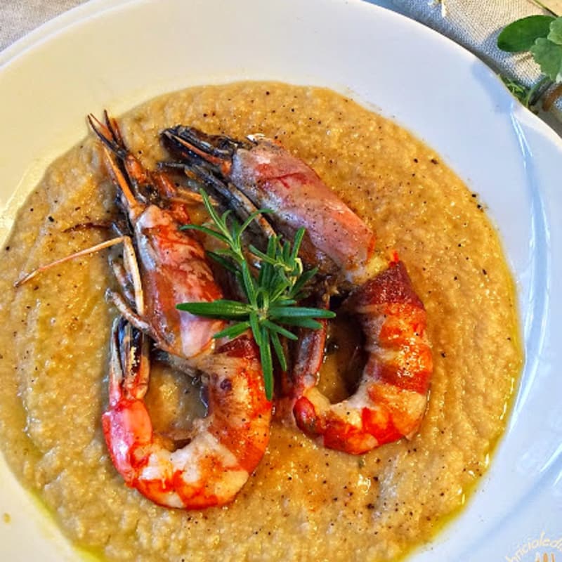 Foto Ricetta Cream of chickpeas with prawns bassoon Foto Ricetta Cream of chickpeas with prawns bassoon