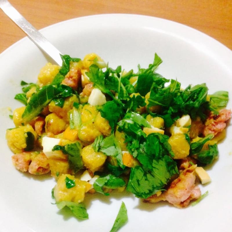 Foto Ricetta Pumpkin gnocchi, sausage and provolone Foto Ricetta Pumpkin gnocchi, sausage and provolone