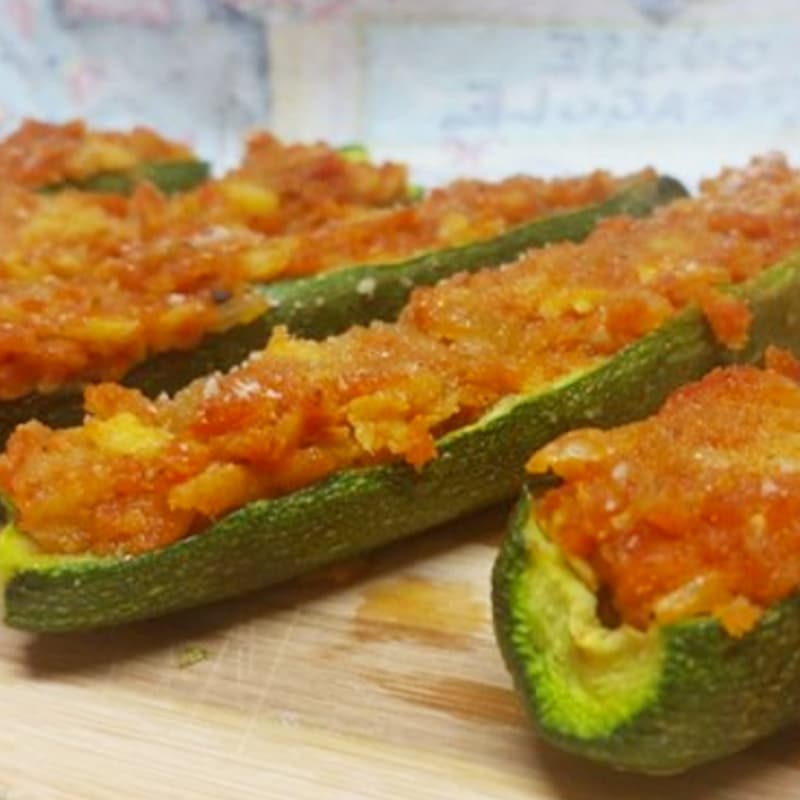 Foto Ricetta stuffed zucchini with sauce sfincione Foto Ricetta stuffed zucchini with sauce sfincione