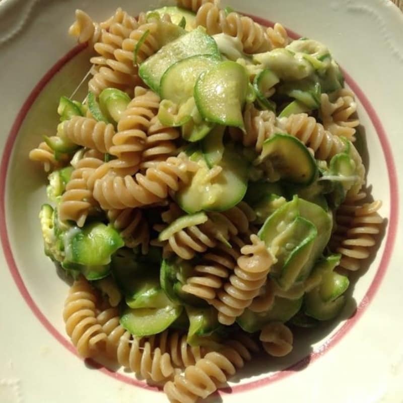Foto Ricetta Fusilli integrals bio courgette and scamorza Foto Ricetta Fusilli integrals bio courgette and scamorza