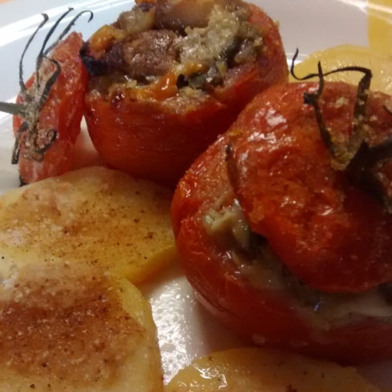 Foto Ricetta Tomatoes stuffed with ratatouille Foto Ricetta Tomatoes stuffed with ratatouille