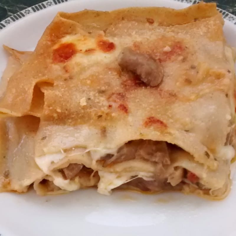 Foto Ricetta Lasagne with mushrooms without eggs with burnt wheat Foto Ricetta Lasagne with mushrooms without eggs with burnt wheat