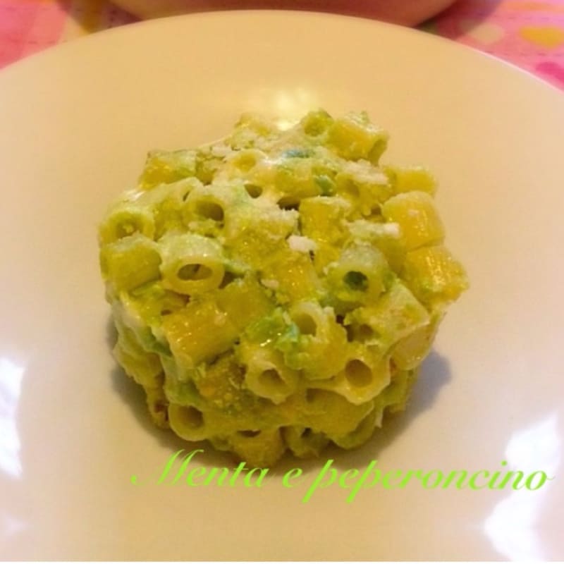 Foto Ricetta Pasta gratin with cream of peas and provolone Foto Ricetta Pasta gratin with cream of peas and provolone