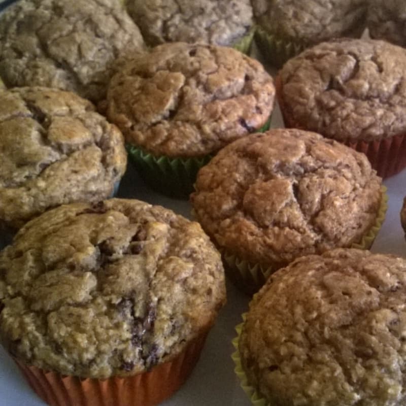 Foto Ricetta Muffin banana coconut and dark chocolate Foto Ricetta Muffin banana coconut and dark chocolate