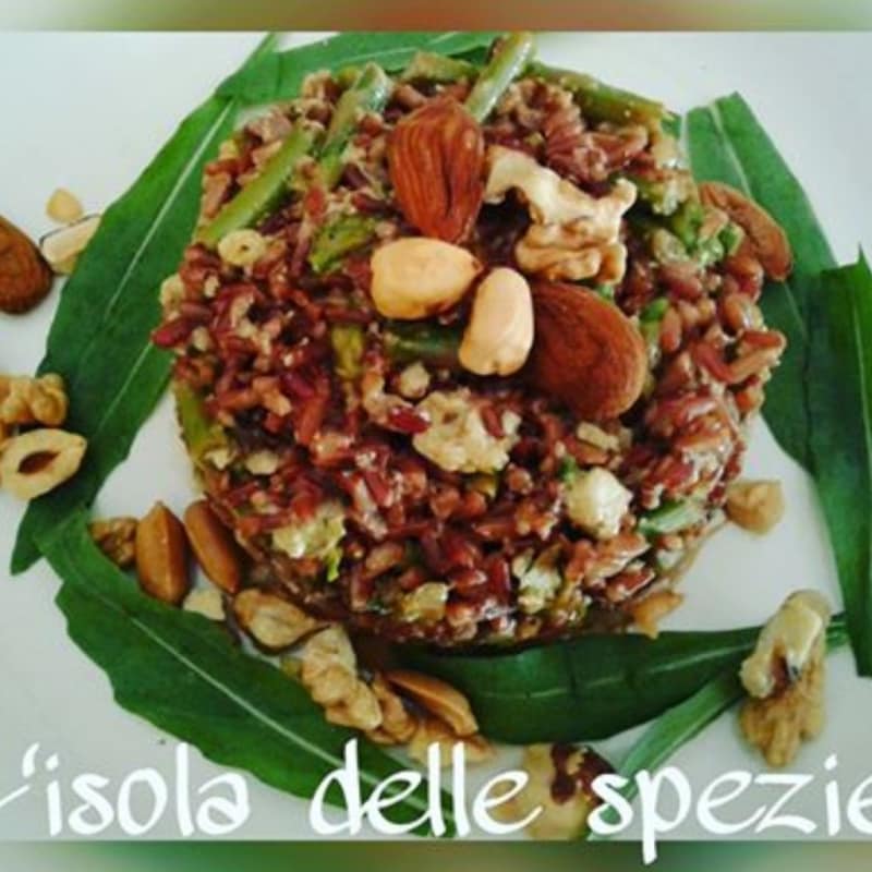 Foto Ricetta Integral Red rice with asparagus with nut pesto and rocket Foto Ricetta Integral Red rice with asparagus with nut pesto and rocket