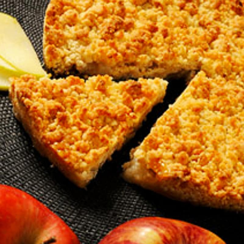 Foto Ricetta Crumble with apples and plums Foto Ricetta Crumble with apples and plums