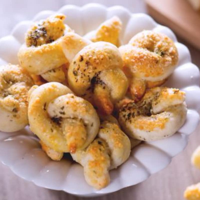 Foto Ricetta FIOCCHI DI PARMIGIANO RUSTICI Foto Ricetta FIOCCHI DI PARMIGIANO RUSTICI