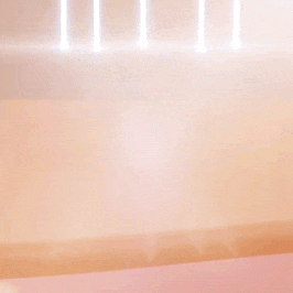 レーザーが皮膚内部へ照射される動画