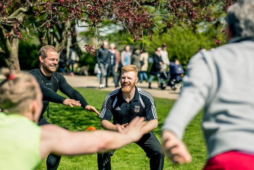 Ein aktiver Personal Trainer Ein aktiver Personal Trainer
