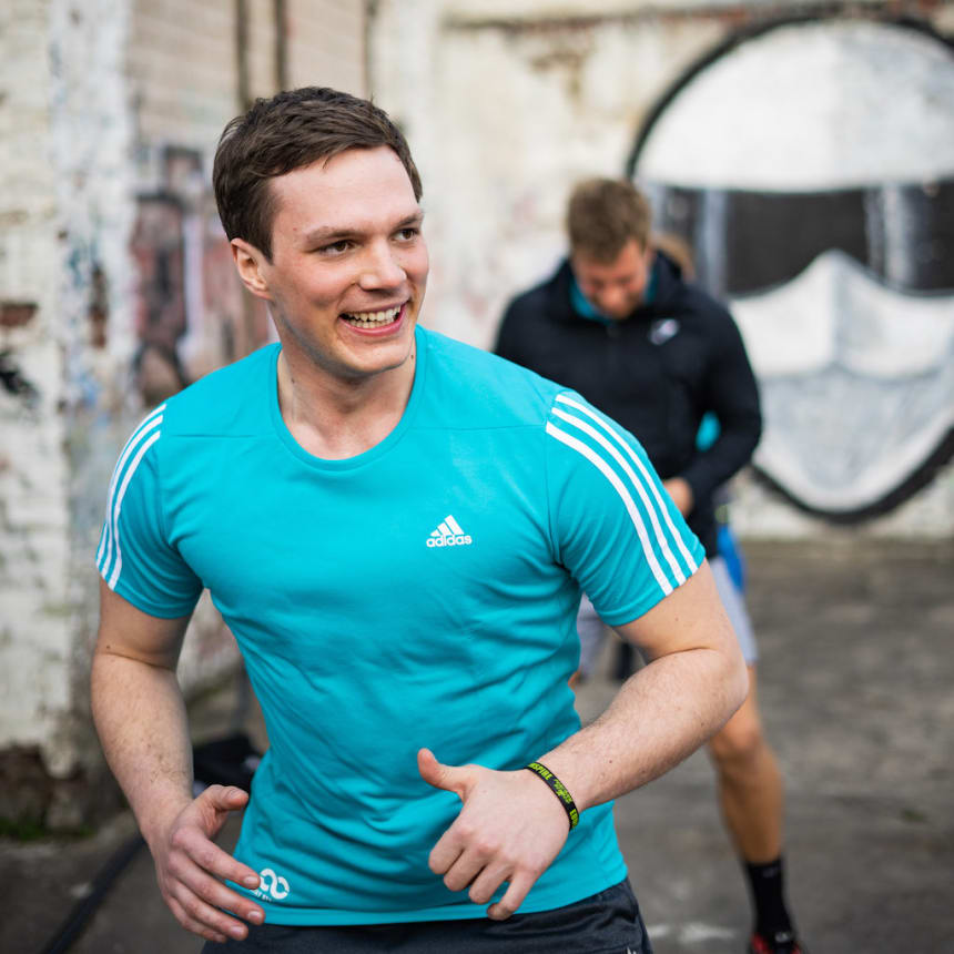 Personal Training mit einem Lächeln Personal Training mit einem Lächeln