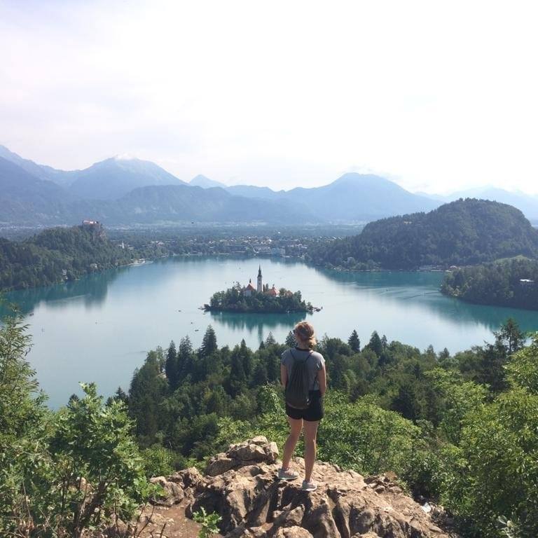 Christine Büchel Katja reist gerne mit Bahn & Rucksack - z.B. nach Slowenien