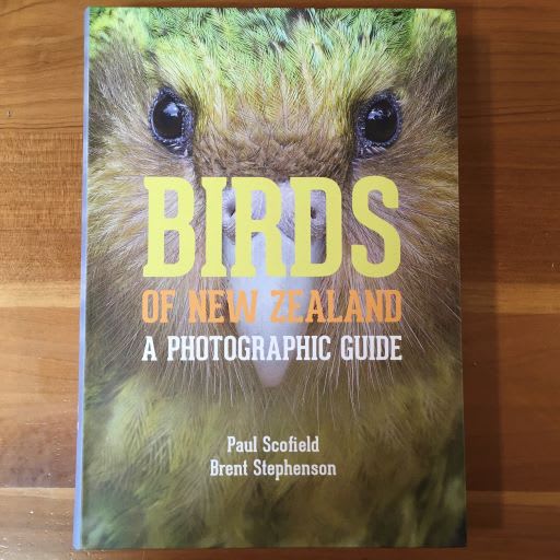 Birds of New Zealand a Photographic Guide