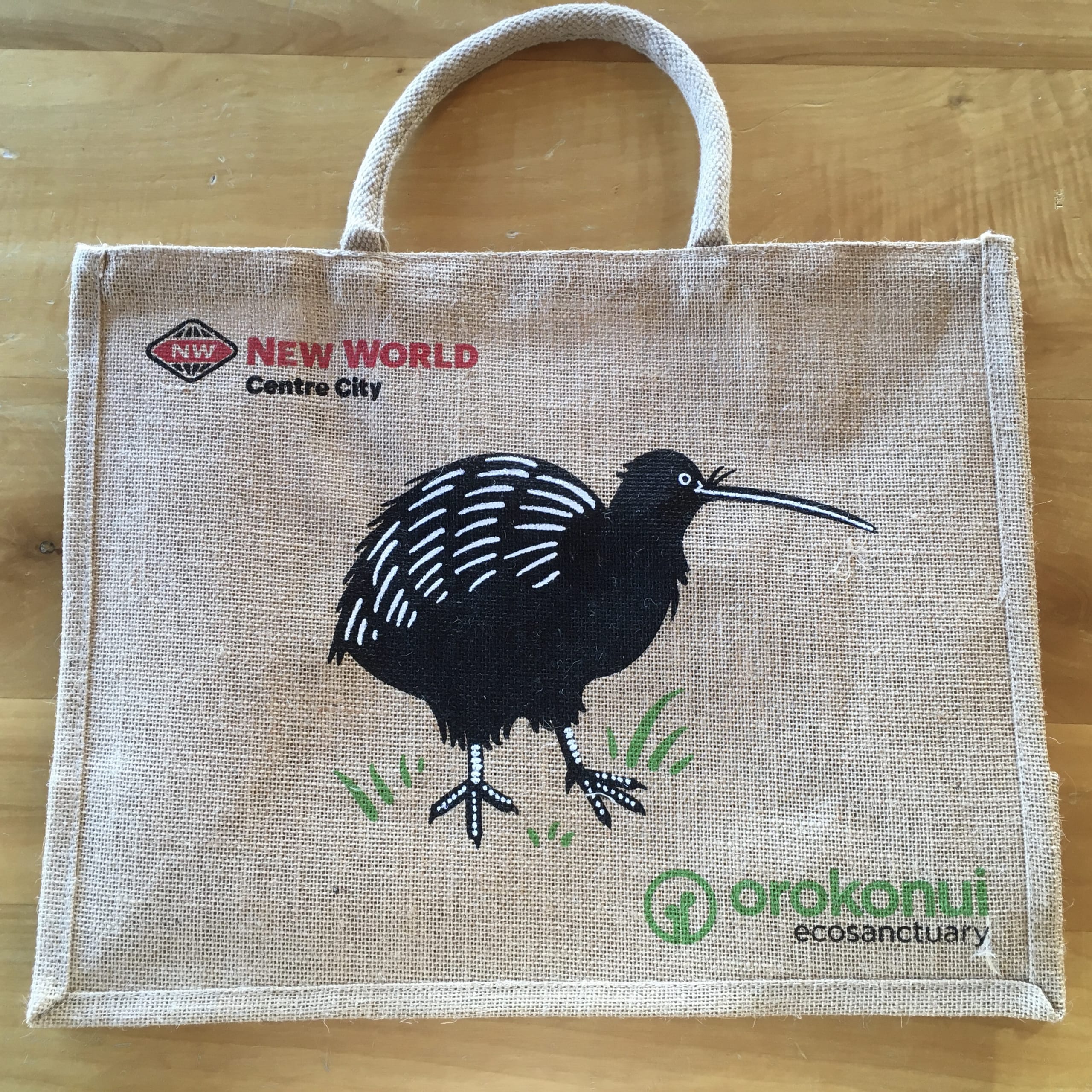 New World Jute Bag - Image 2