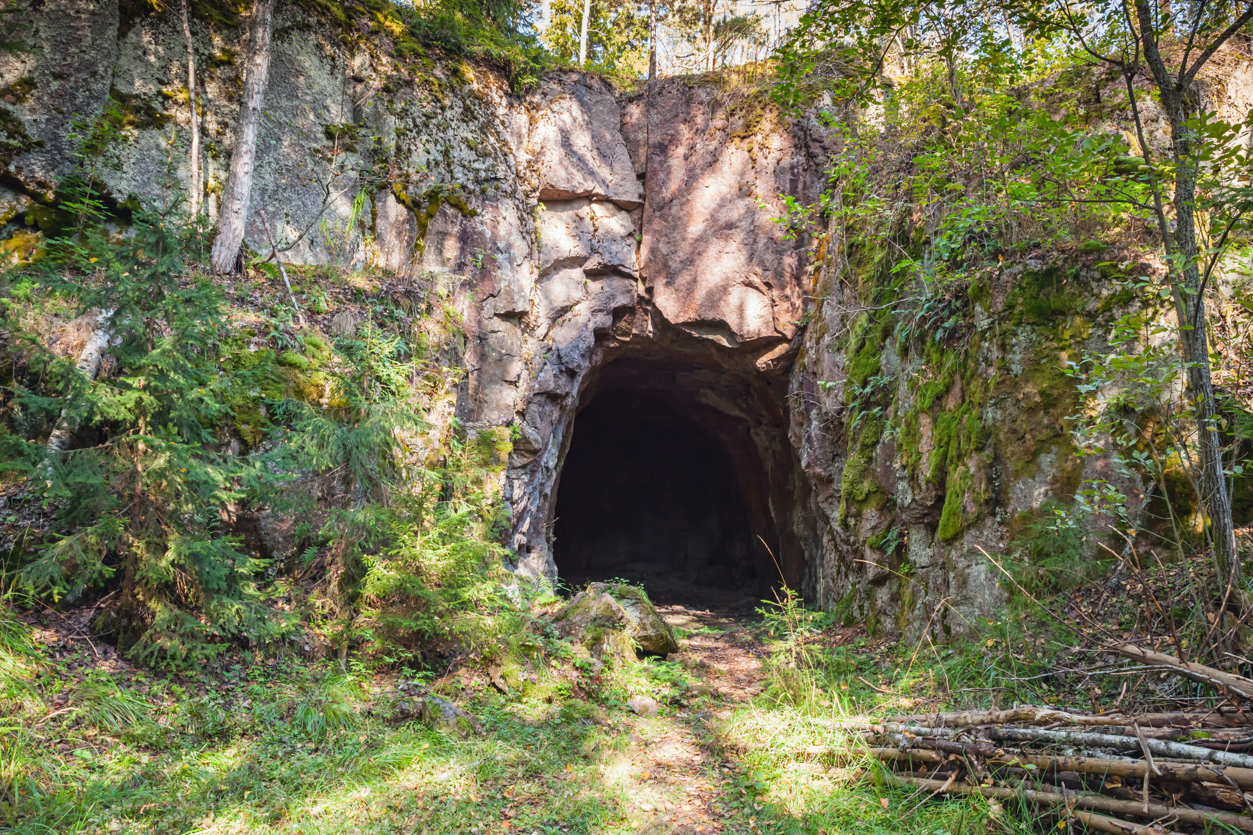 Lag B’omer: Rashb”i in the Cave – Before & After