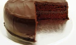 Cheater Chocolate Cake – Kosher Recipes | OU Kosher Certification – OU Kosher Certification