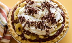 Pecan and Chocolate Banana Cream Pie – Kosher Recipes | OU Kosher Certification – OU Kosher Certific