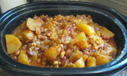 Vegetarian Cholent - Kosher Meal Plans