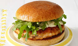 Fresh Salmon Burgers – Kosher Recipes | OU Kosher Certification