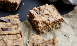 Banana-Oatmeal Bars with Chocolate Chunks  – Kosher Recipes | OU Kosher Certification – OU Kosher Certification