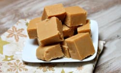 Peanut Fudge and Oreo Ice Cream Dessert Bar  – Kosher Recipes | OU Kosher Certification – OU Kosher Certification
