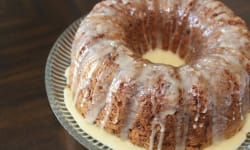 Honey-Glazed Apple Cake  – Kosher Recipes | OU Kosher Certification – OU Kosher Certification