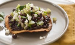 Roasted Tomatillo Black Bean Tostada – Kosher Recipes | OU Kosher Certification – OU Kosher Certific