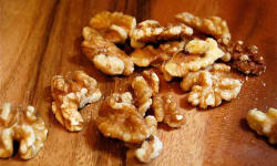 Salty Spiced Walnuts – Kosher Recipes | OU Kosher Certification – OU Kosher Certification