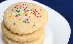 Pareve Sugar Cookies – Kosher Recipes | OU Kosher Certification – OU Kosher Certification