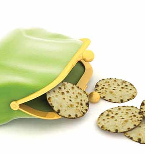 Pesach on a Budget: Ten Tips for a Low-Cost Pesach
