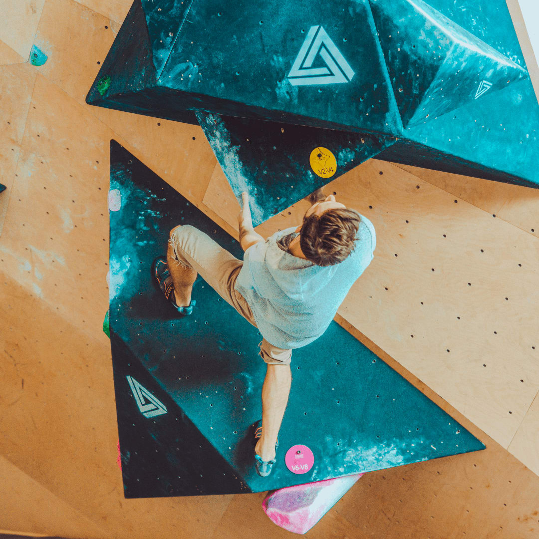 Oso Climbing Man