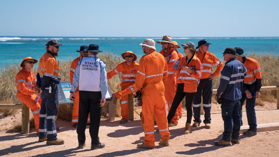 A coordination meeting between emergency responders, marine pollution coordinators, and environmental specialists, ensuring an organised and efficient response strategy during the MEER exercise.