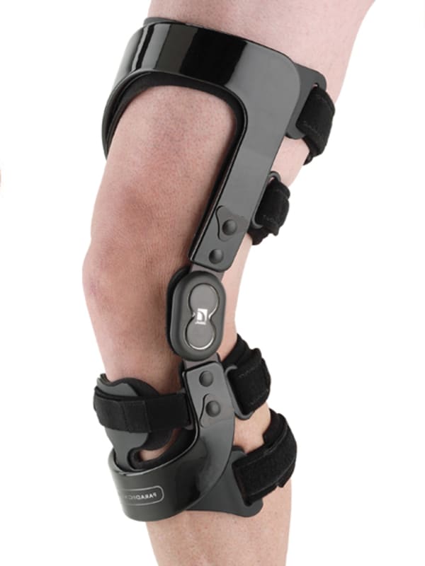 Paradigm® Hinged Knee Brace | Össur Store