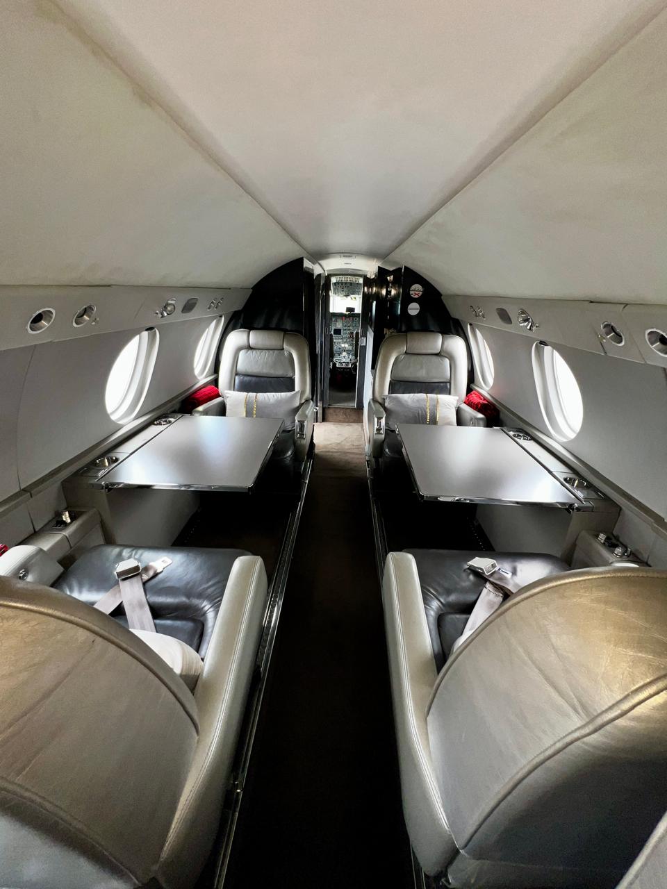 DASSAULT FALCON 200 photo 2
