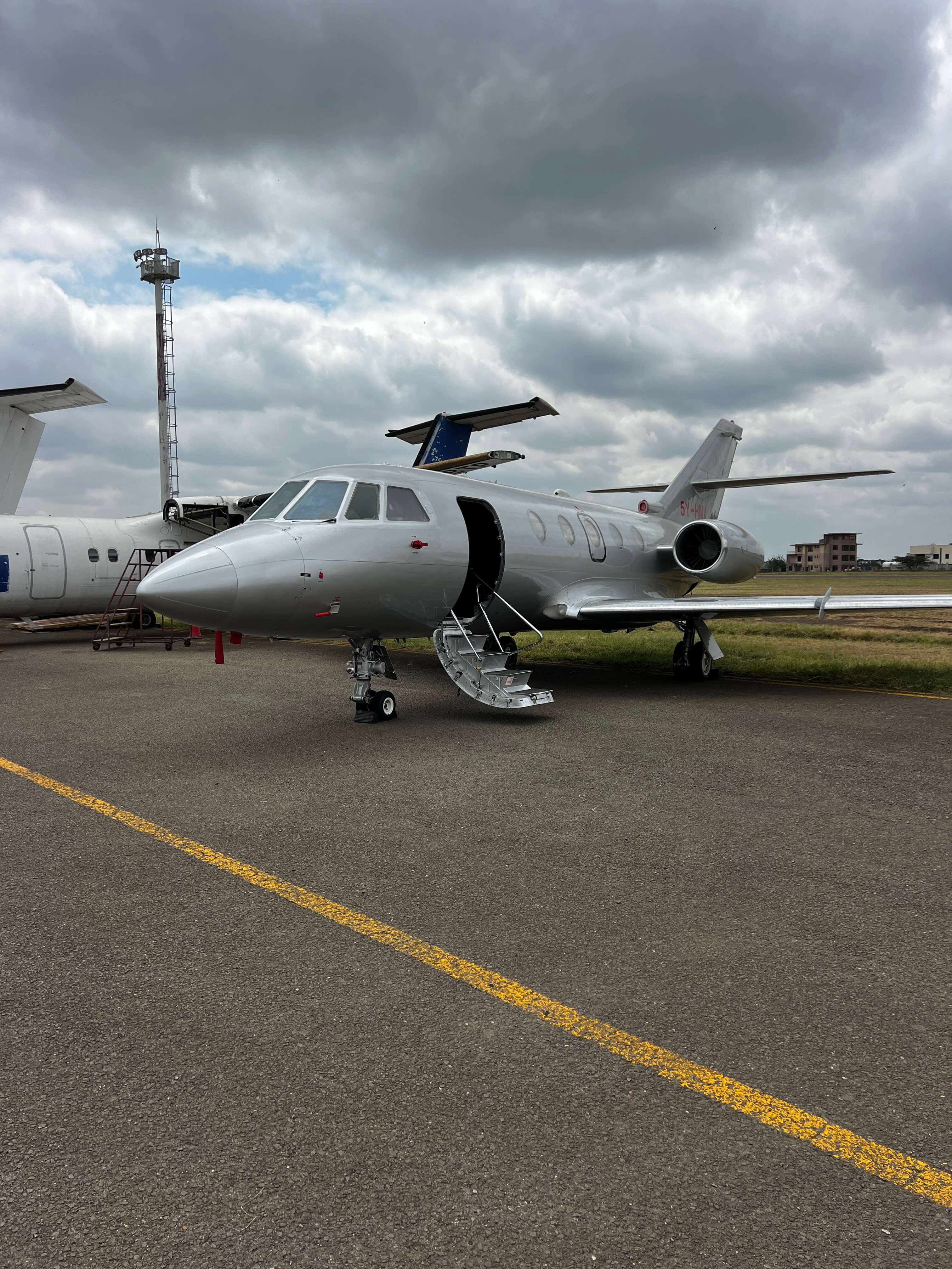 DASSAULT FALCON 200 photo 8