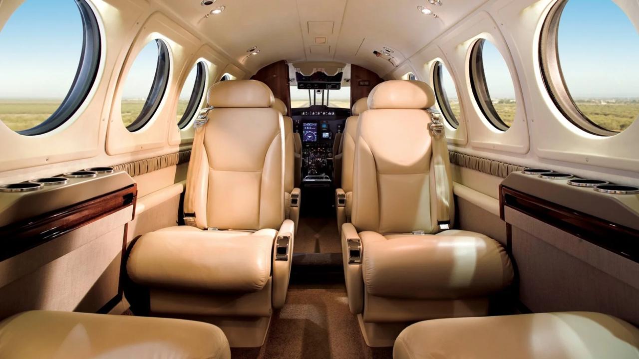 Beechcraft Kingair 250 photo 5