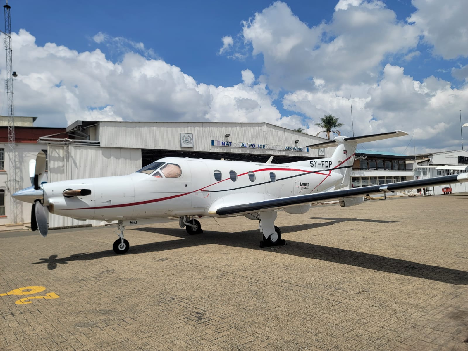 Pilatus PC 12 photo 10