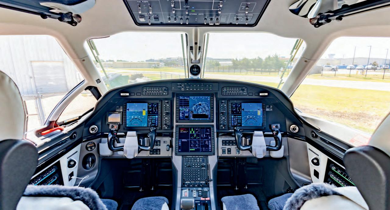 Pilatus PC 12 photo 3