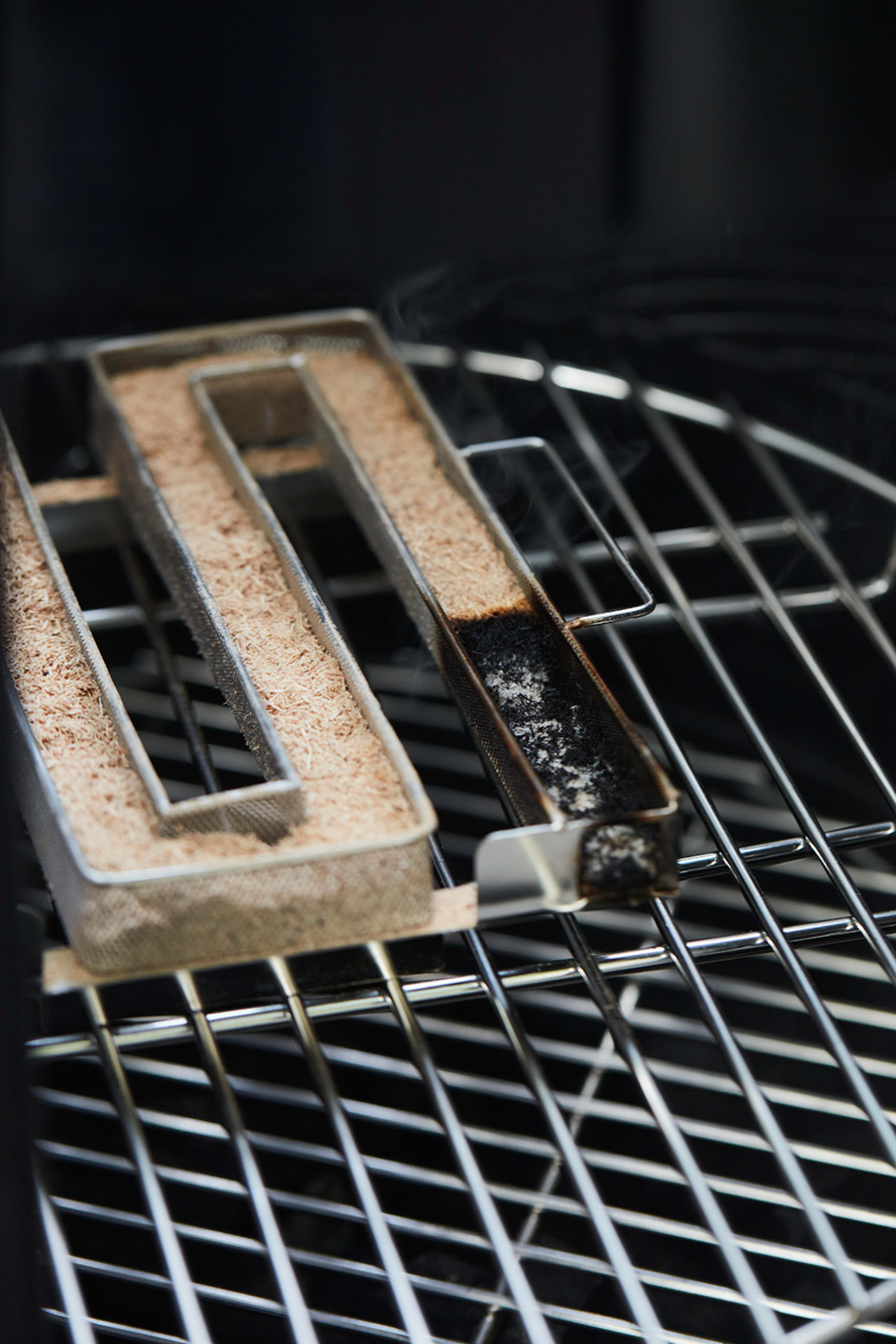 Cold smoke generator M-shape