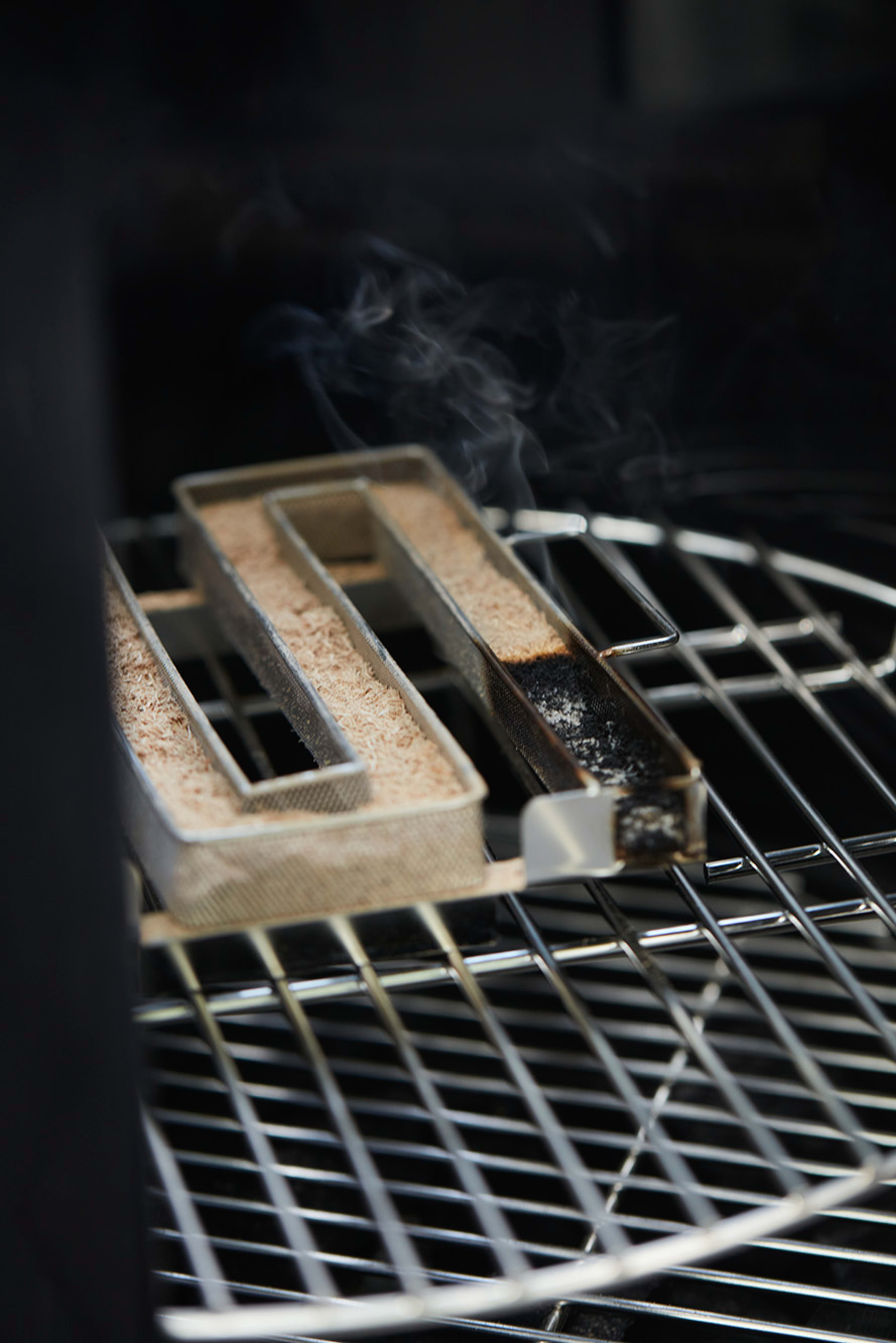 Cold smoke generator M-shape