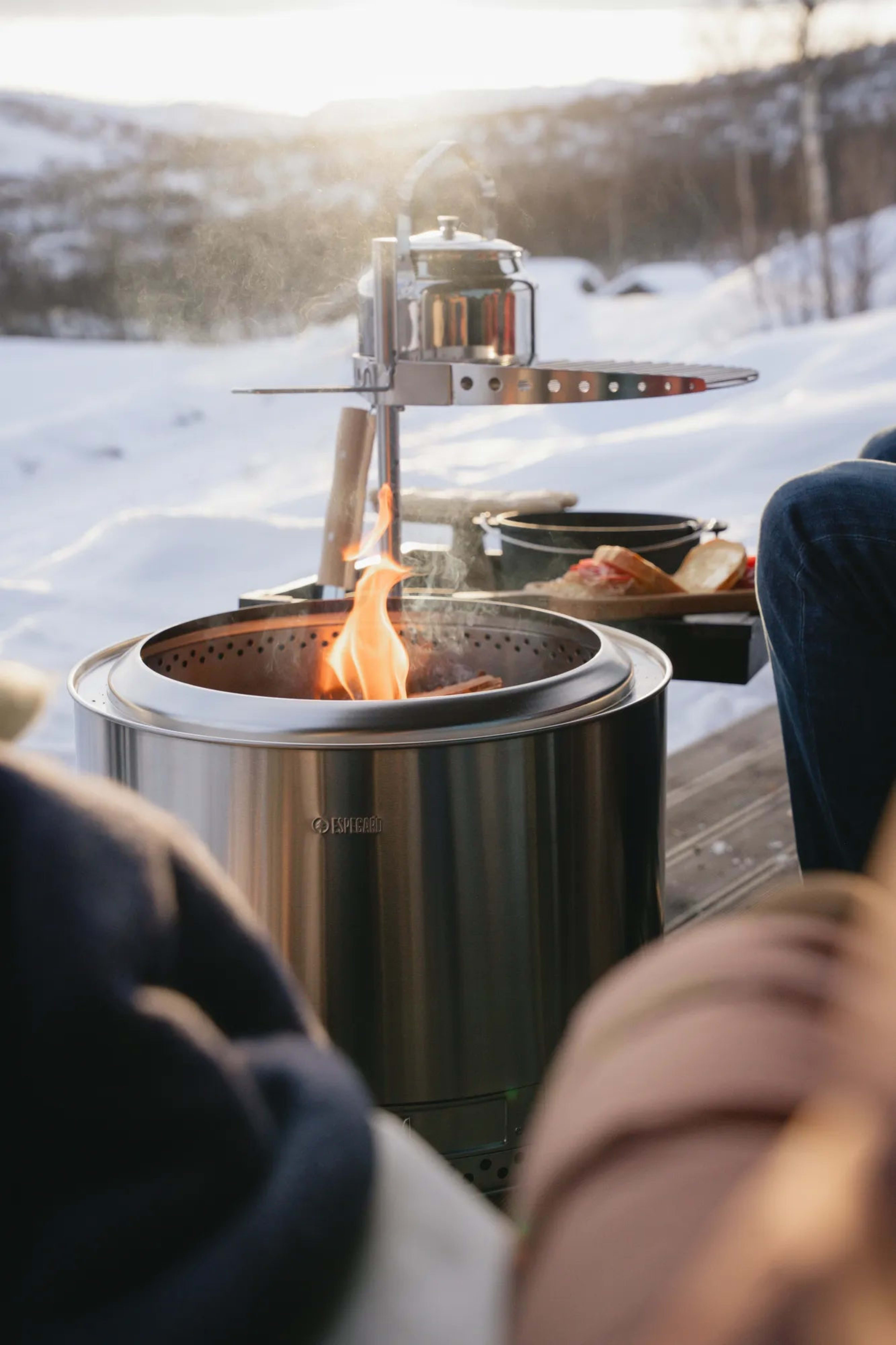 Bålbrenner Eld 50 med Grilltårn