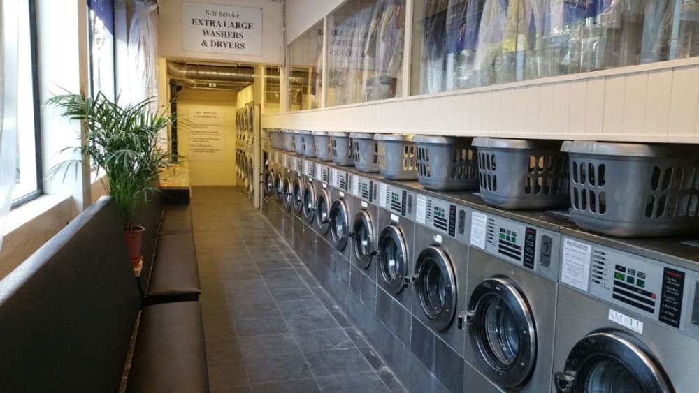 Laundrette Services in London with 123 Cleaners