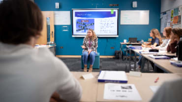 St Clare's, Oxford, Interactive English | Teenagers