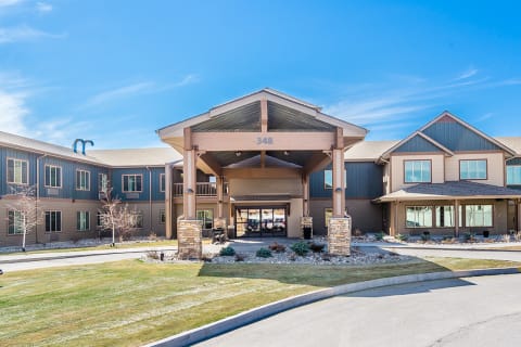 vibrant life senior living superior township