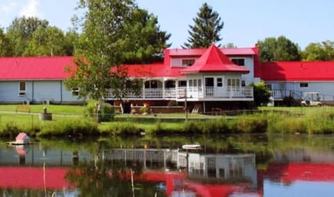 Golden Pond Retirement Residence