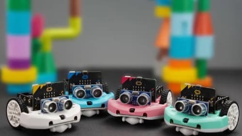 Code-it Hacks Kids, Coding, Engineering, and Circuits - TOYS TOYS - DESIGN IT - BUILD IT - CODE IT