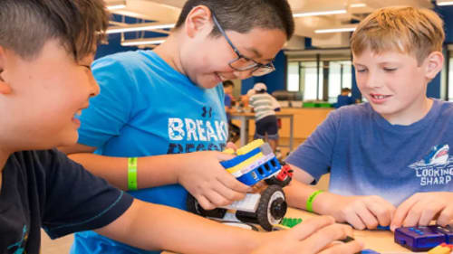 Appleby College Summer Programs, Robotics Jr. - Science and Success Camps