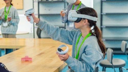Strathcona-Tweedsmuir School Camps, Wearable Tech Camp 8-12 years with Fuse 33 Makerspace/MakeFashion EDU